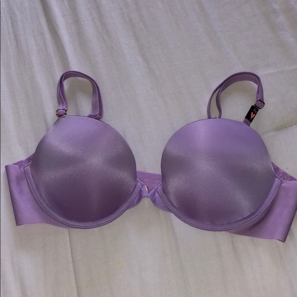 Victoria’s Secret Push Up Bra 💜